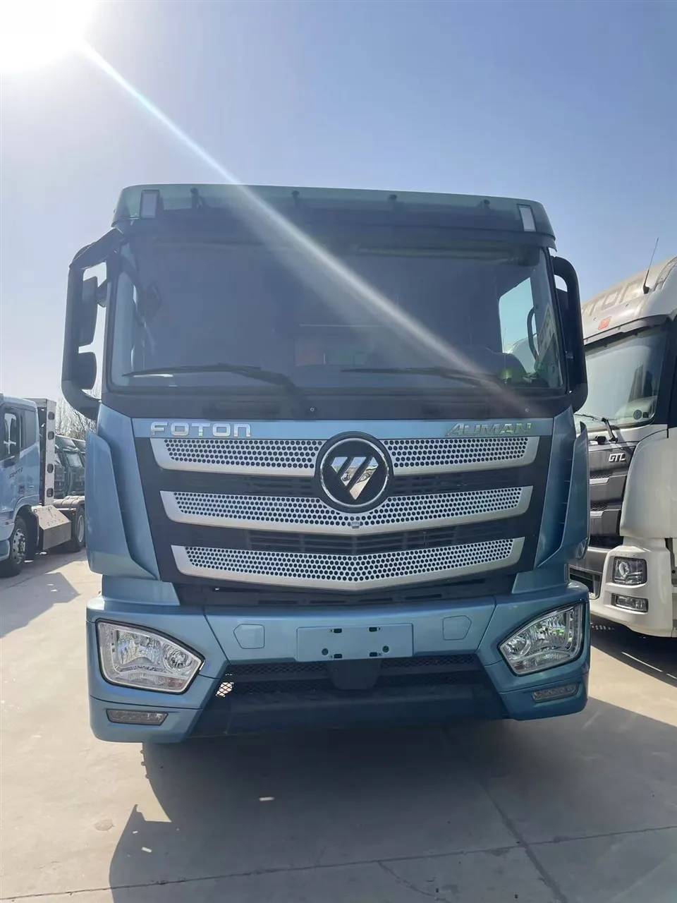 Ауман трактор