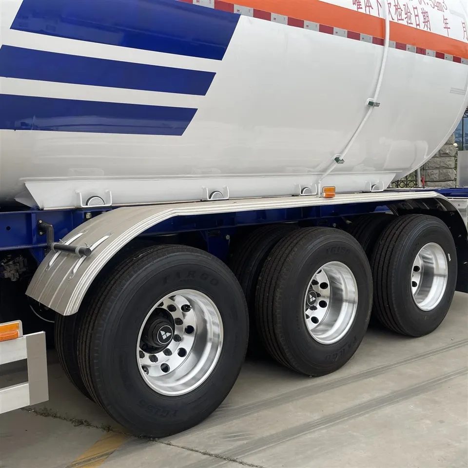 Tank Truck Large Capacity, Flammable Tank Truck Large Capacity, Flammable